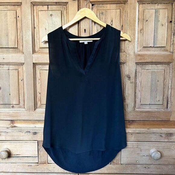 LOFT Small Black V-Neck Blouse Sleeveless Tank Top - Slight Flaw - Picture 1 of 8